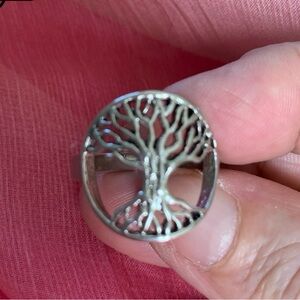 New sterling Silver Tree of Life Ring